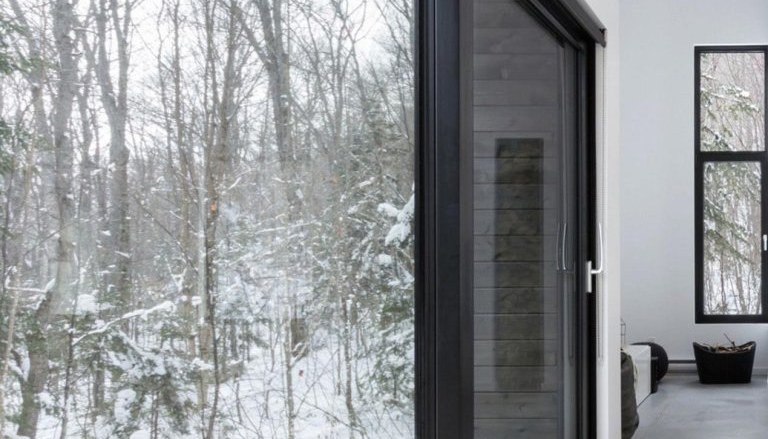 Lateral Compression Sliding Door